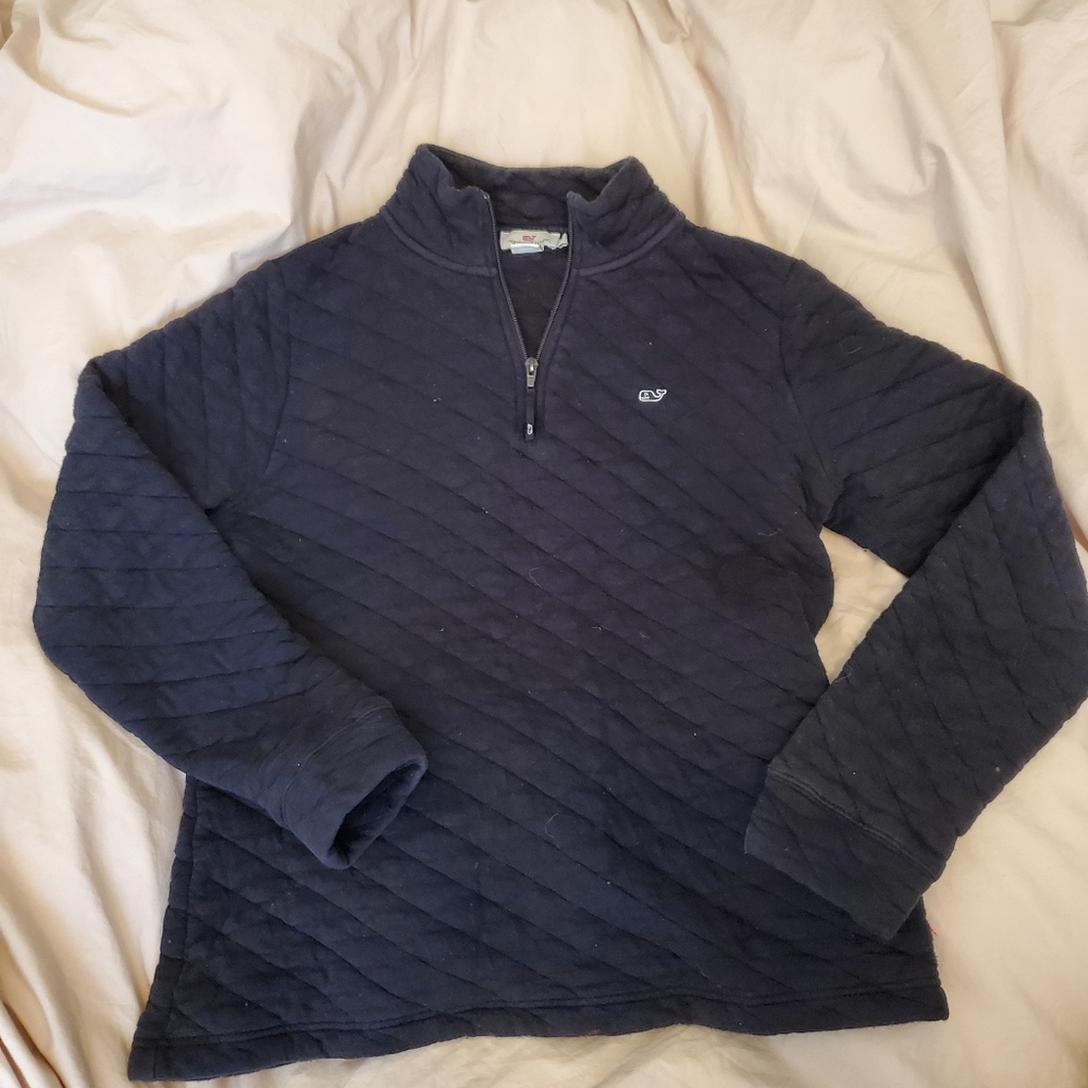 Black quilted medium Vineyard Vines quarter zip